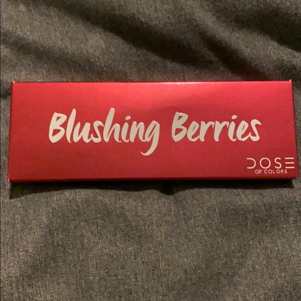 NEW Dose of Colors Blushing Berries Palette